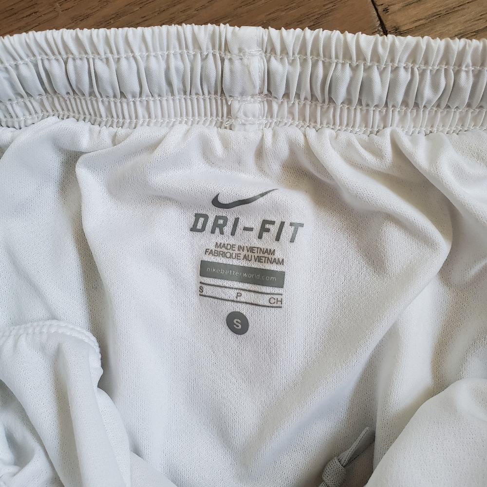 Nike workout shorts bundle - Picture 7 of 7